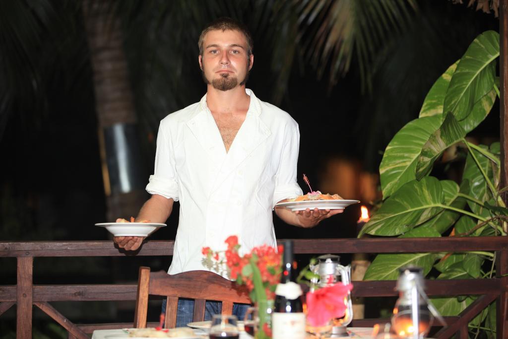 Ylang Hotel Ambondrona  Zewnętrze zdjęcie