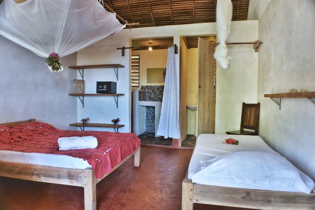 Ylang Hotel Ambondrona  Zewnętrze zdjęcie